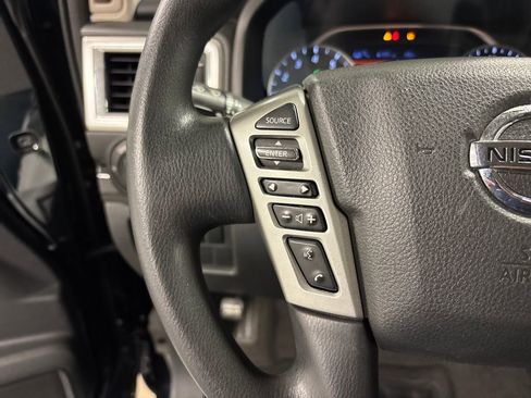 Used 2021 Nissan Titan SV w/ Accessory Utility Package image 33