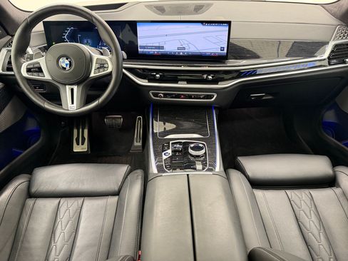 Certified 2024 BMW X7 M60i w/ Executive Package AWD/4WD image 15
