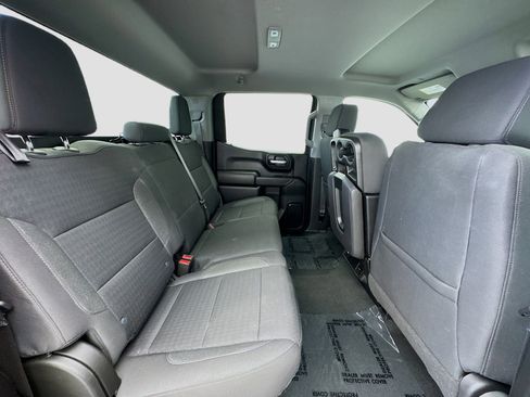 Used 2022 Chevrolet Silverado 1500 Custom image 18