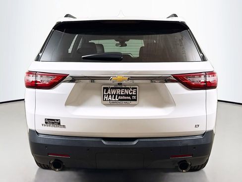 Used 2020 Chevrolet Traverse LT FWD image 5
