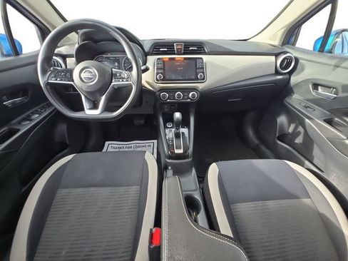 Used 2020 Nissan Versa SV FWD image 10