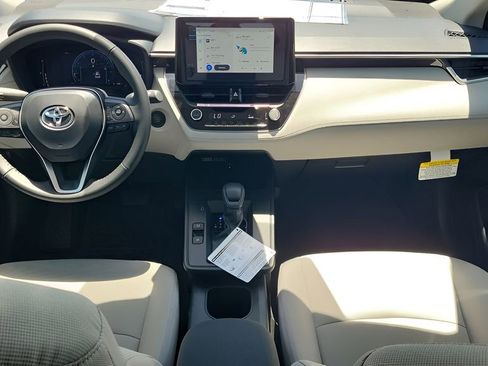 New 2026 Toyota Corolla Cross LE FWD image 11