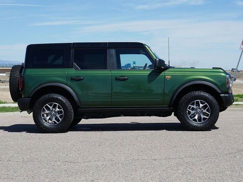 Used 2025 Ford Bronco Badlands AWD/4WD image 7