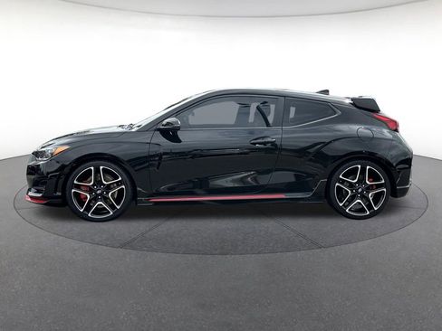 Used 2022 Hyundai Veloster N FWD image 2