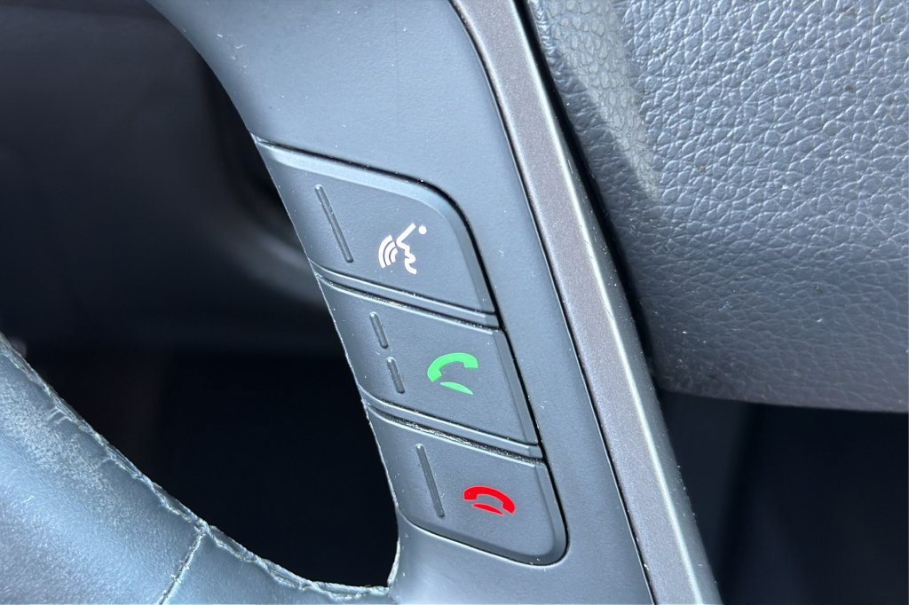 Used 2018 Hyundai Santa Fe Sport FWD image 19
