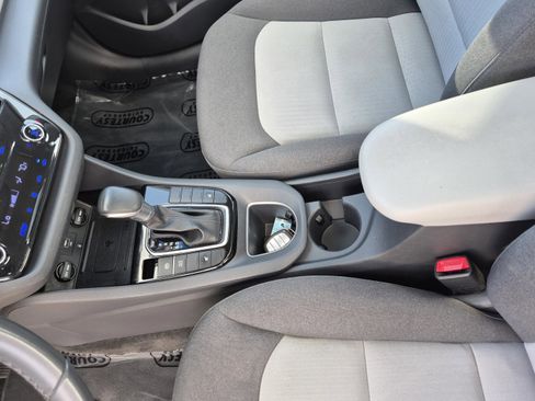 Used 2020 Hyundai Ioniq SEL FWD image 20