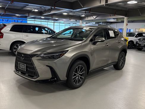 Used 2024 Lexus NX 350 AWD image 5
