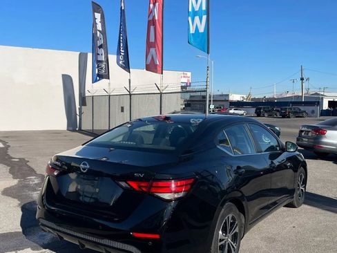 Used 2023 Nissan Sentra SV image 4