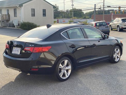 Used 2014 Acura ILX w/ Technology Package FWD image 3