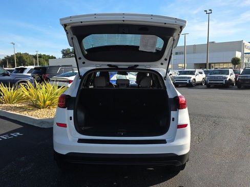 Used 2019 Hyundai Tucson SE w/ Cargo Package image 21