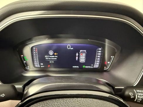 Used 2024 Honda Pilot Elite image 22