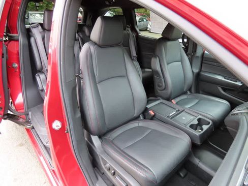 Certified 2025 Honda Odyssey Sport-L image 18