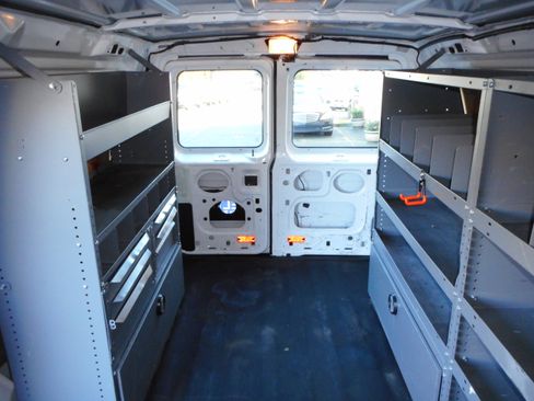 Used 2014 Ford E-250 and Econoline 250 image 20