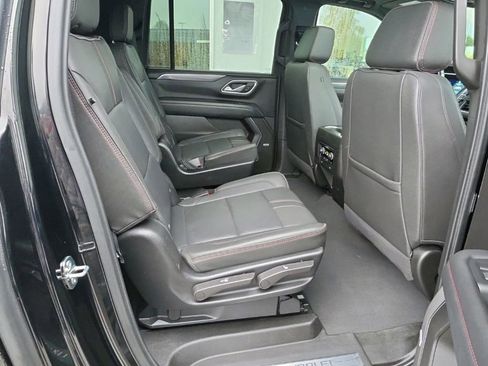 Used 2024 Chevrolet Suburban RST w/ Luxury Package AWD/4WD image 32