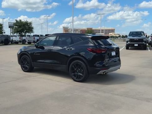 Used 2024 Chevrolet Blazer LT w/ Convenience Package FWD image 6
