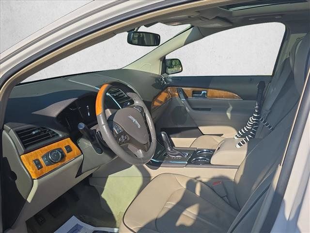 Used 2015 Lincoln MKX FWD w/ Equipment Group 102A image 10
