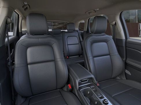 New 2026 Lincoln Corsair Premiere image 10