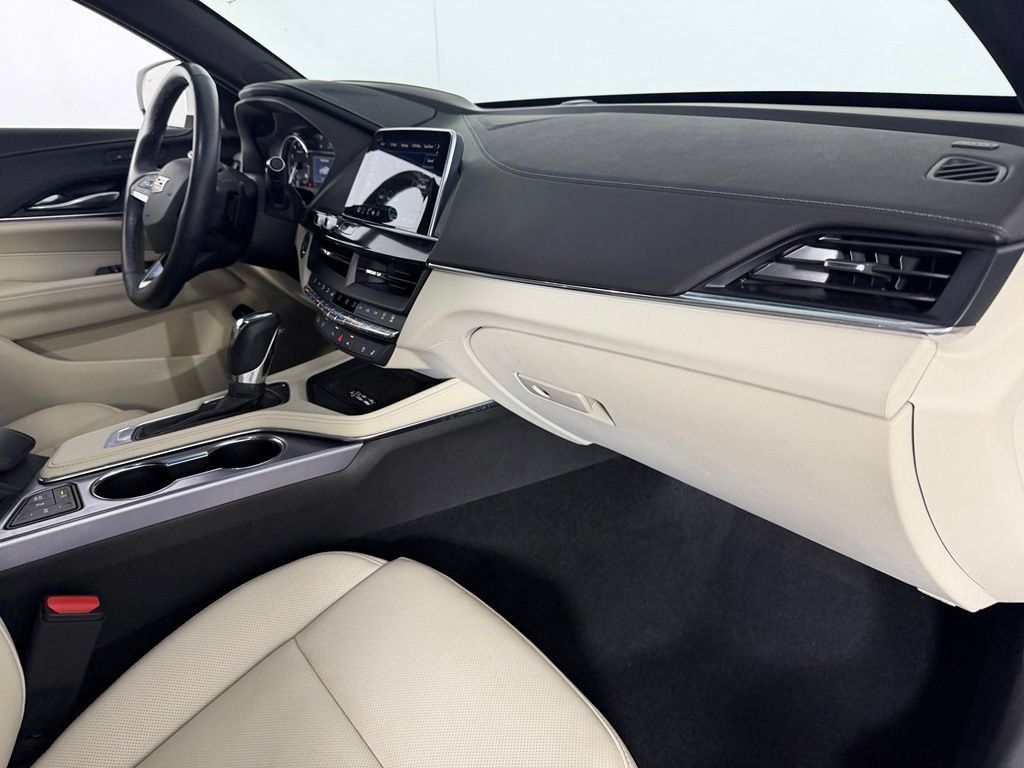 Used 2025 Cadillac CT4 Premium Luxury w/ Climate Package RWD image 31