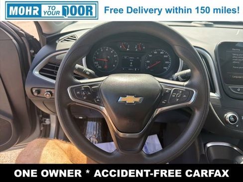 Used 2025 Chevrolet Malibu LT FWD image 18
