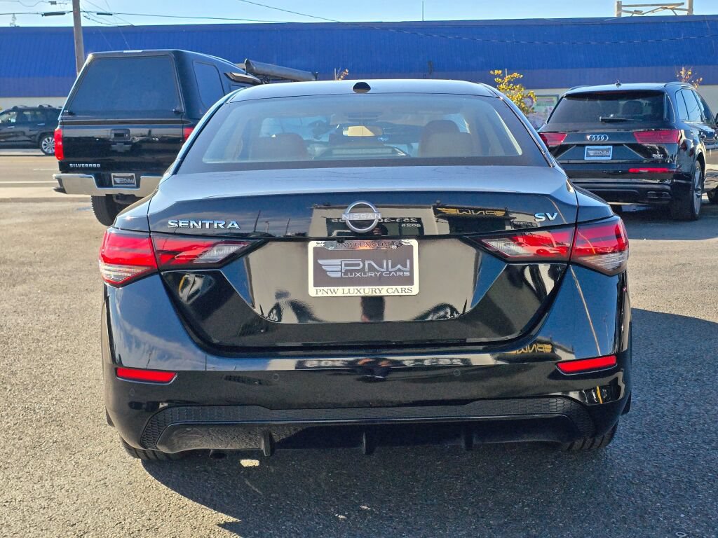 Used 2024 Nissan Sentra SV w/ SV Premium Package FWD image 7