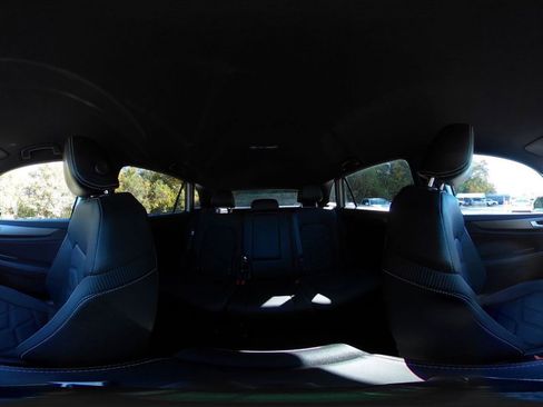 Used 2025 Volkswagen Atlas Cross Sport SE image 37