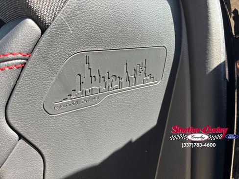 Used 2025 Ford Explorer ST-Line AWD/4WD image 27