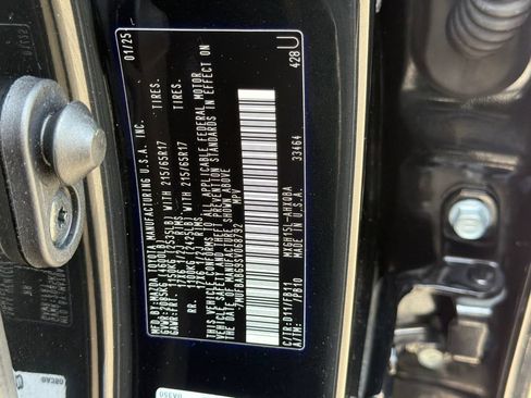 Used 2025 Toyota Corolla Cross AWD Hybrid image 31
