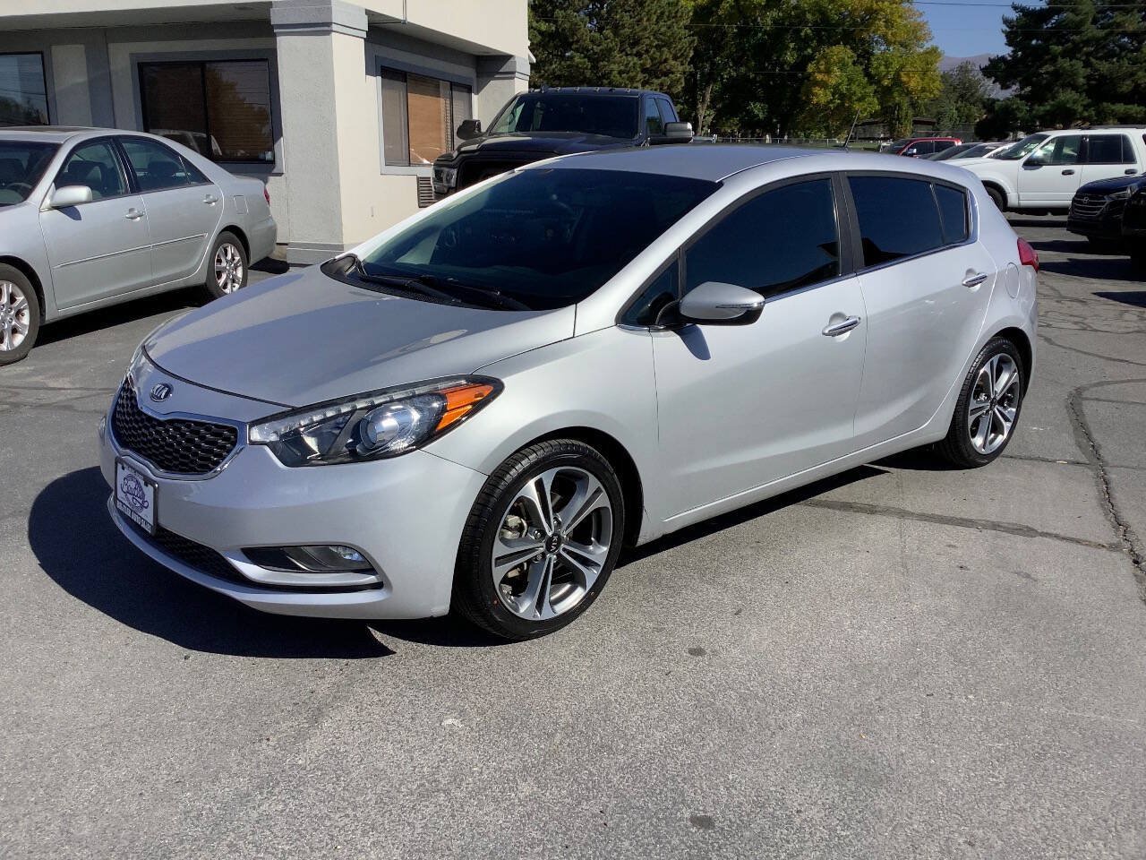 Used 2016 Kia Forte EX FWD image 1
