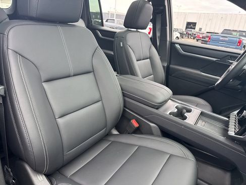New 2026 GMC Acadia Elevation w/ Elevation Premium Package AWD/4WD image 42
