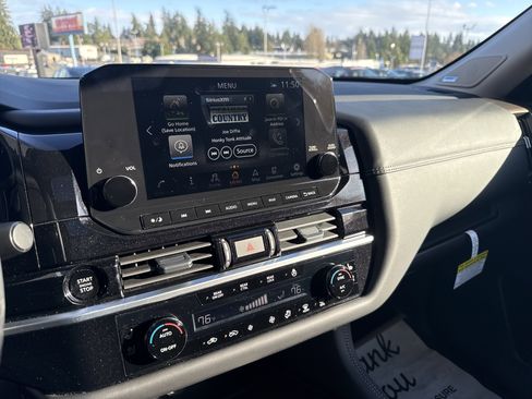 New 2025 Nissan Pathfinder Platinum w/ Cargo Package image 28