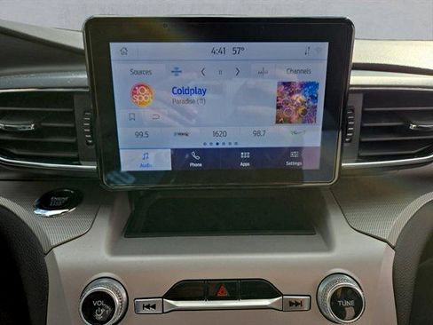 Certified 2024 Ford Explorer XLT w/ Equipment Group 202A AWD/4WD image 18