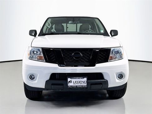 Used 2021 Nissan Frontier SV w/ Midnight Edition Floor Mats image 2