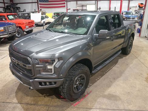 Used 2018 Ford F150 Raptor w/ Equipment Group 802A Luxury AWD/4WD image 15