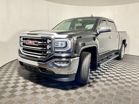 Used 2018 GMC Sierra 1500 SLT AWD/4WD image 2