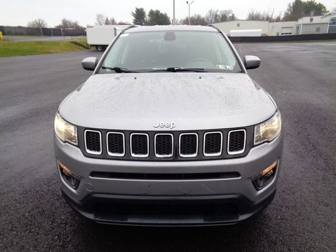 Certified 2019 Jeep Compass Latitude image 5