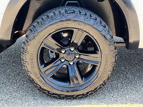 Used 2022 RAM 1500 Classic Warlock AWD/4WD image 40
