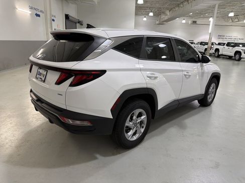 Used 2024 Hyundai Tucson SE AWD/4WD image 9