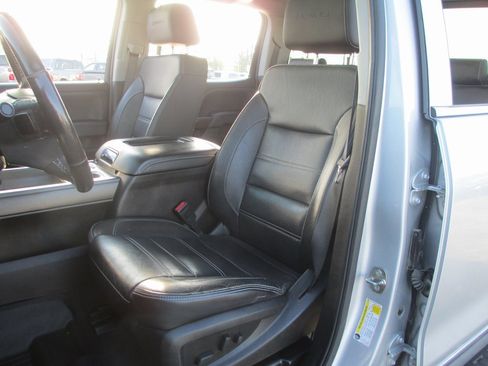 Used 2019 GMC Sierra 2500 Denali w/ Duramax Plus Package image 20