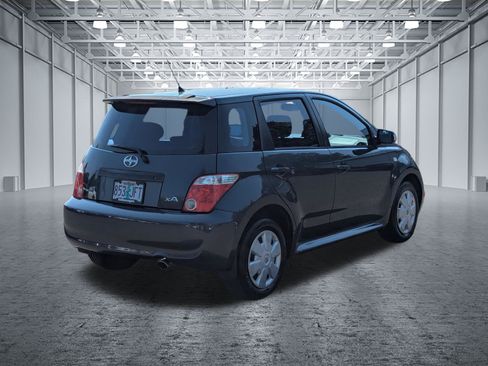 Used 2006 Scion xA FWD image 5