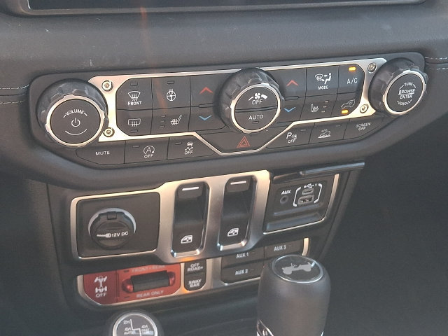 Used 2026 Jeep Wrangler Rubicon AWD/4WD image 15