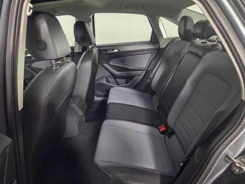 Used 2025 Volkswagen Jetta SE w/ Sunroof Package FWD image 22