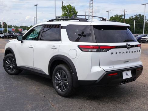 New 2026 Nissan Pathfinder SV FWD image 2