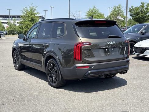 Used 2022 Kia Telluride SX w/ SX Prestige Package AWD/4WD image 4