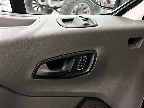 Used 2023 Ford Transit 350 XLT image 17