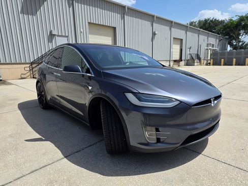 Used 2020 Tesla Model X Performance AWD/4WD image 11