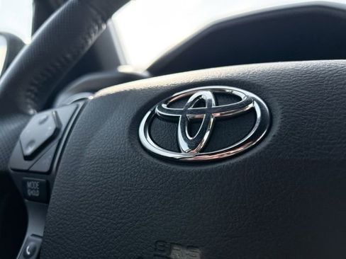 Used 2023 Toyota Tacoma TRD Off-Road w/ Advanced Technology Package image 32