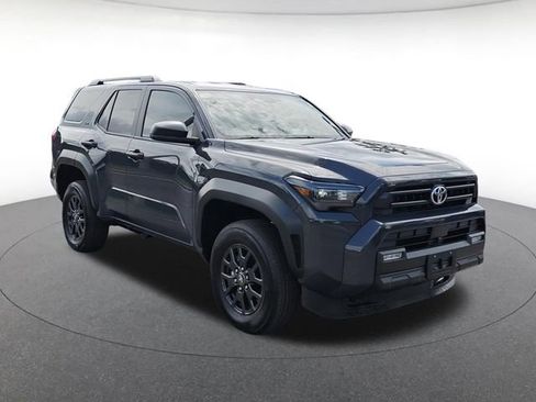 Used 2025 Toyota 4Runner SR5 RWD image 9
