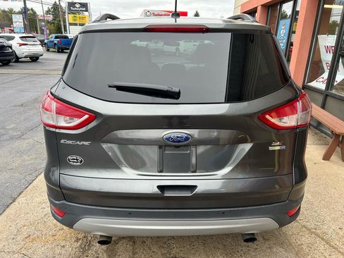 Used 2015 Ford Escape SE w/ Equipment Group 201A AWD/4WD image 5