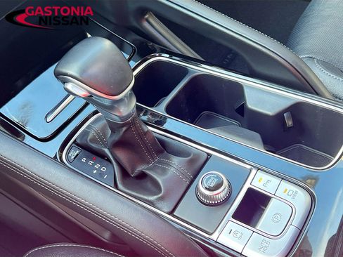 Used 2022 Kia Telluride SX w/ Towing Package image 22