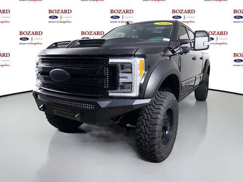 Used 2019 Ford F250 Lariat w/ Lariat Ultimate Package AWD/4WD image 4